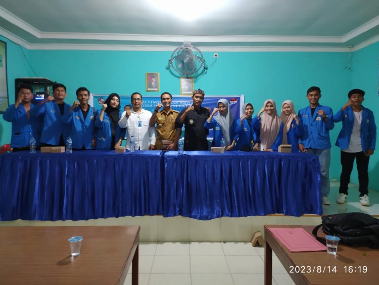 AMPHIBI Bersama Mahasiswa Al Azhar Medan Sosialisasi Lingkungan Bersih dan Aksi Tanam Pohon di Desa Klambir Reply Agustus 14, 2023 A+A-PRINTEMAIL