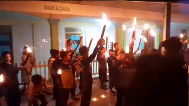pawai takbir keliling malam Idul Adha Rabu 28/6/2023 Peratin Bazargan tanggap dengan positif