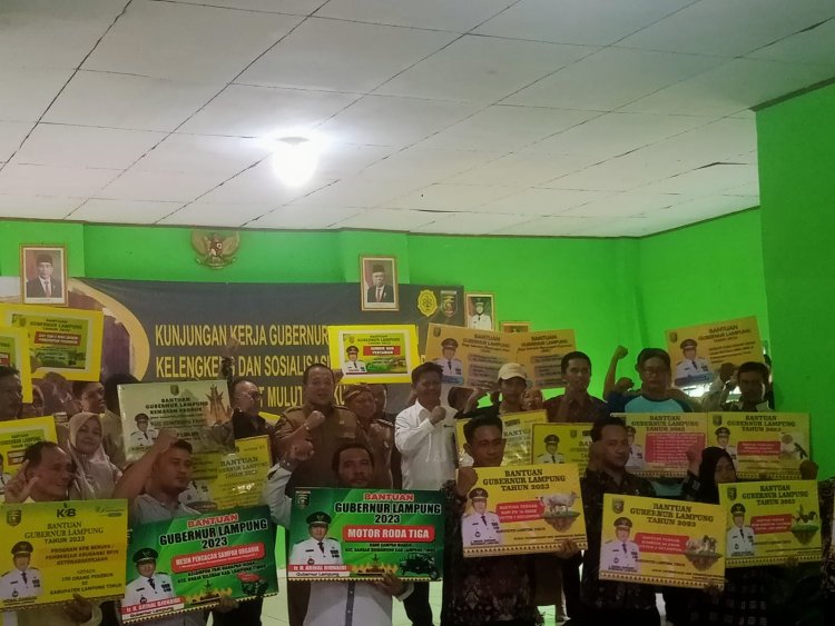 Kunker gubernur ke lamtim, berikan bantuan ke kelompok tani/peternak