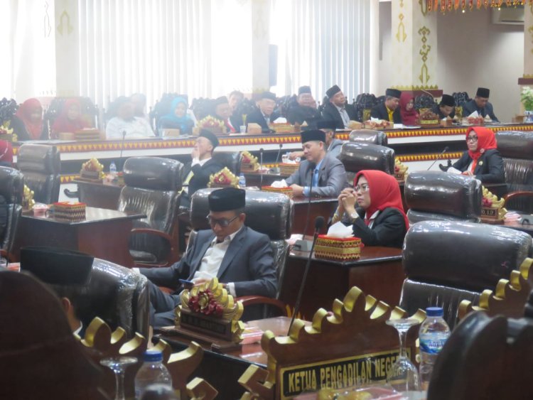 Qomaru, Rapat Paripurna DPRD Kota Metro (Mendengarkan Pidato Kenegaraan Presiden RI dalam Rangka Peringatan HUT ke-78 Tahun 2023 Kemerdekaan RI)