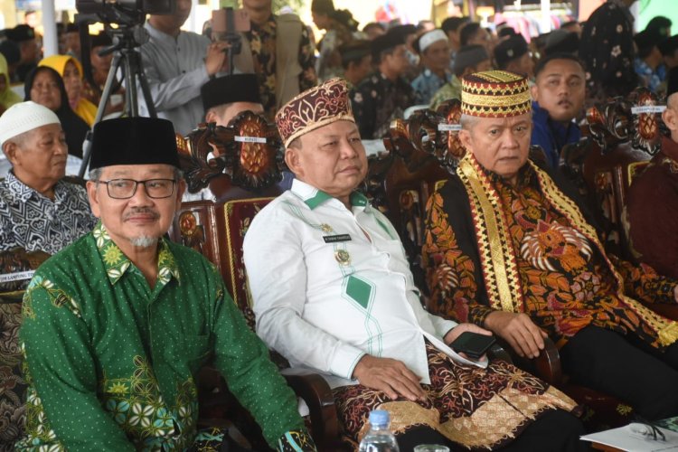 Bupati M,Dawam Rahardjo Hadiri Dalam Acara Tabligh
