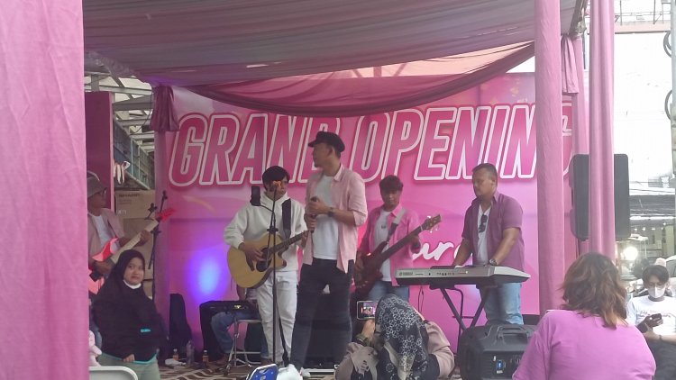 LAUNCHING GLAMOURE COSMETICS JUSTMINE BEAUTY, DYRGA DADALI BAWAKAN LAGU LEGENDARIS