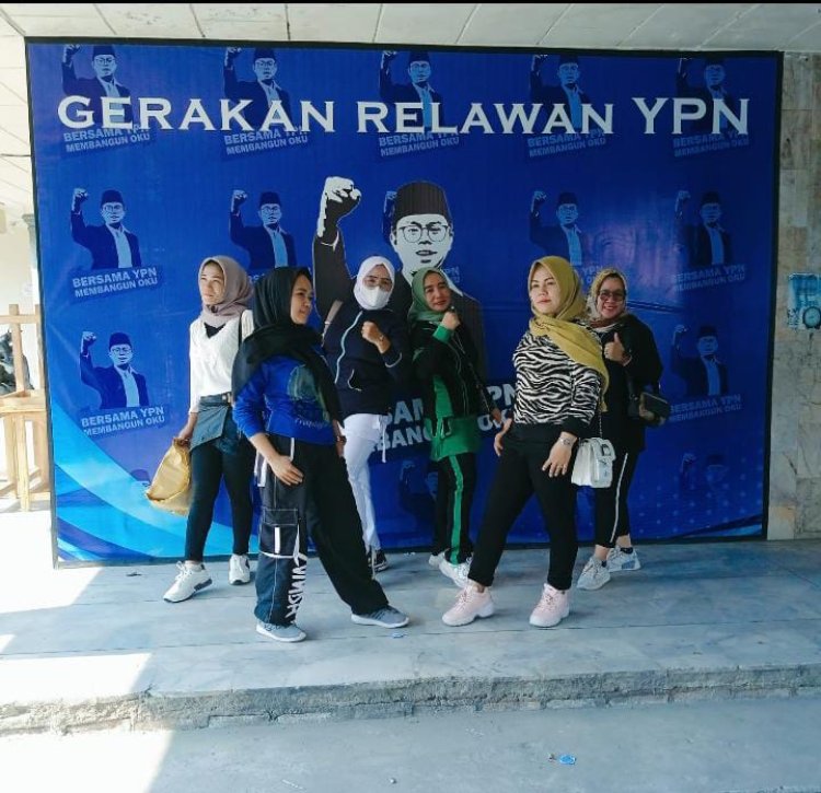 Senam Kebugaran Ibu-Ibu Militan Yudi Purna Nugraha di Posko Relawan 29 Oktober, 2023