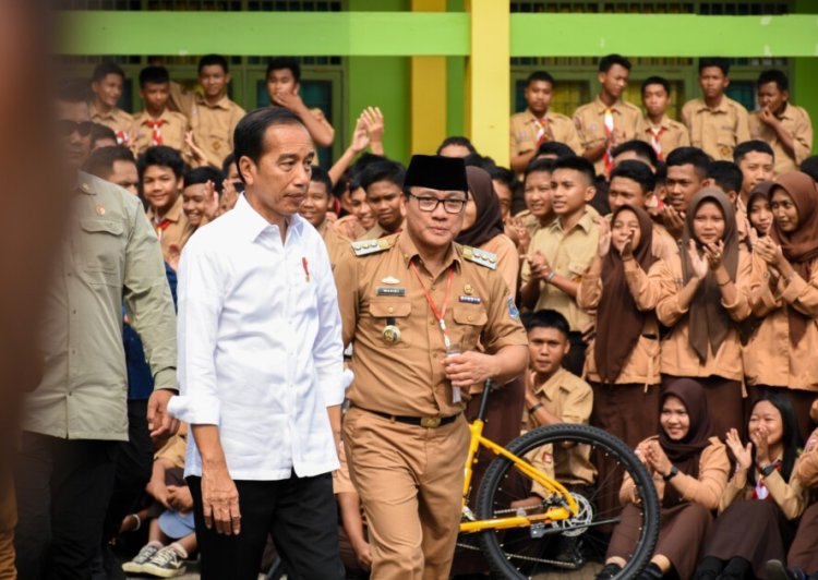 PRESIDEN RI JOKO WIDODO, KUNJUNGI SMKN 3 METRO