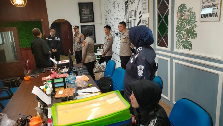 AKBP Yenny Diarty, SIK berikan arahan kepada personil Lulusan Sip Angkatan 52