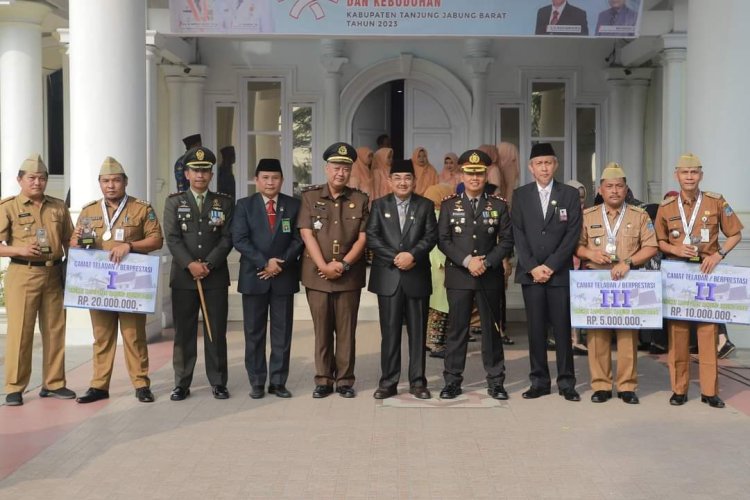 Pemkab Tanjabbar Laksanakan Upacara Peringatan Hari Pahlawan Tahun 2023