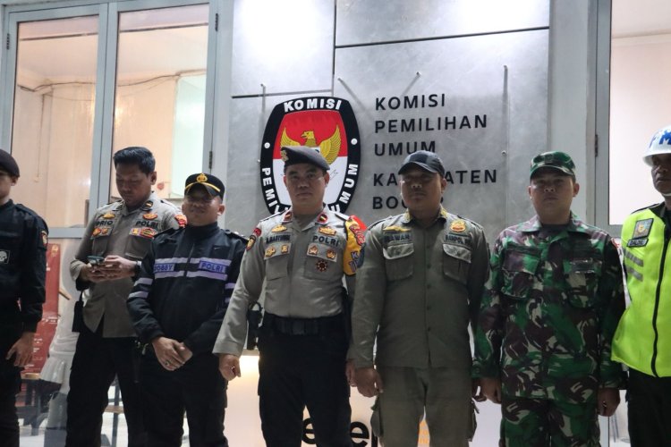Patroli Dialogis Kantor Bawaslu dan Kantor KPU Kabupaten Bogor Ciptakan Kondusifitas Rangkaian Pemilu 2023 - 2024 Melalui Kegiatan Patroli Tiga Pilar