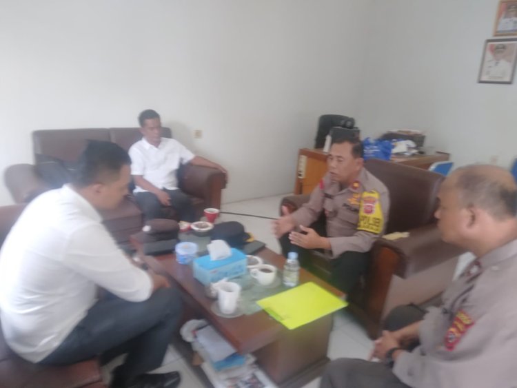 Kapolsek Sukaraja pimpin Langsung Lakukan Mediasi Keributan Antar Dua Kapung