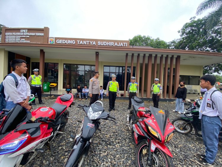 Ciptakan Keselamatan Berkendara Jelang Pemilu 2024, Kapolres Himbau Pengendara Sepeda Motor Tidak Gunakan Knalpot Brong