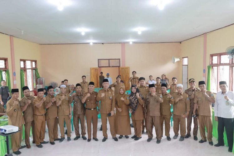 Sekda Tanjabbar Buka Musrenbang Kecamatan Kuala Betara Tahun 2025