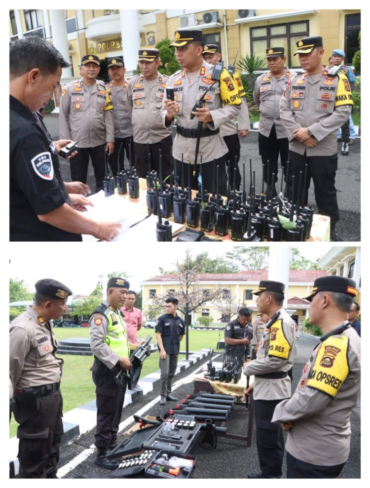 PERGELARAN APEL KESIAPAN PERSONEL, PERLENGKAPAN DALMAS, ALAT KOMUNIKASI DAN RANMOR DINAS DALAM RANGKA PENGAMANAN TPS DI WILAYAH KAB OKU