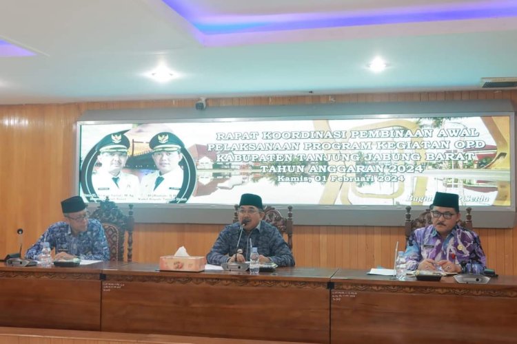 Bupati Tanjabbar Pimpin Rakor Pembina Awal Pelaksanaan Program Kegiatan OPD