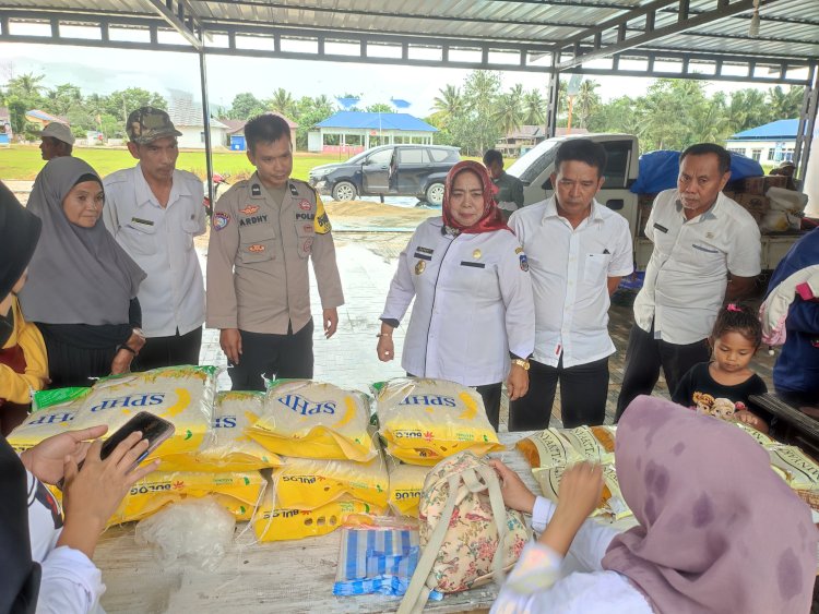 Melalui Pangan Murah, Ratusan Emak-Emak Di Aere Antusias Manfaatkan Program Pemerintah