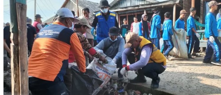 Pemerintah Kab Mesuji melakukan Aksi Bersih-Bersih Sampah di Kec Rawa Jitu Utara