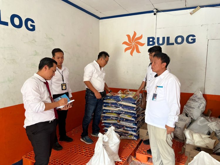 Unit Pidsus Sat Reskrim Polres Oku Sidak Pasar Tradisional Pantau Harga Beras