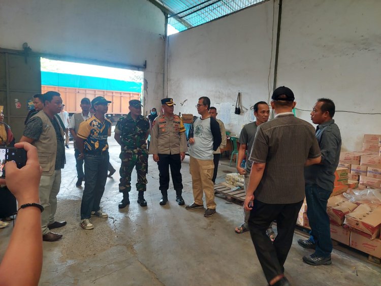 Polres Oku bersama Forkopimda Oku terkait pemantauan harga dan stok bapokting menjelang bulan Ramadhan 1445 H Tahun