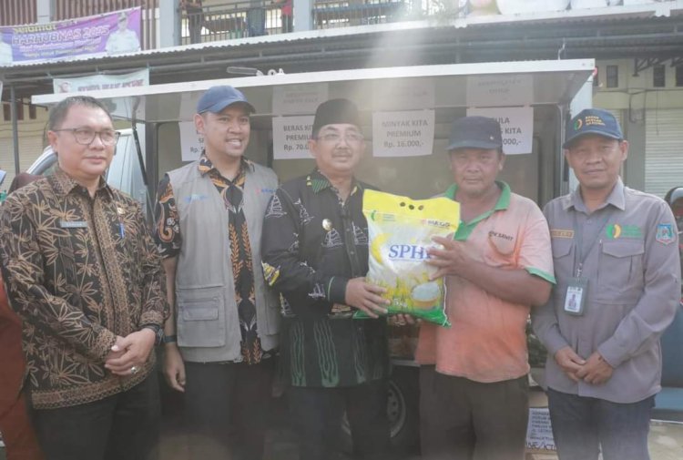 Pemkab Tanjabbar Gelar Operasi Pasar Jelas Ramadhan