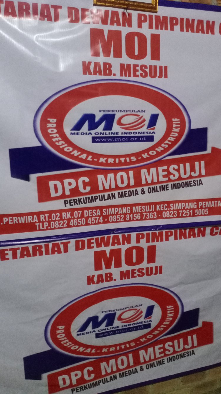 Puluhan Pengurus Organisasi Pers DPC MOI Mesuji Berbagi Nasi kotak dan Ratusan Takjil