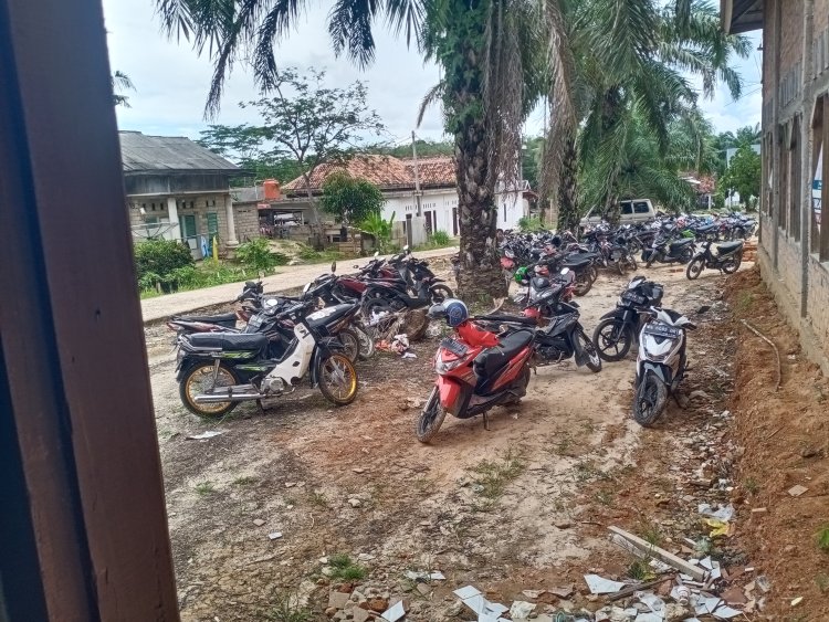 Sahkan Perdes Bernuansa Pungutan Resahkan warga Budi aji,Panik,Kades langsung Mencabut kembali