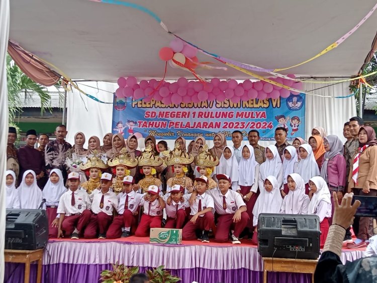 SDN 1 Rulung Mulya Adakan Perpisahan, Guru Guru Doakan Anak Anak Menjadi Orang Sukses