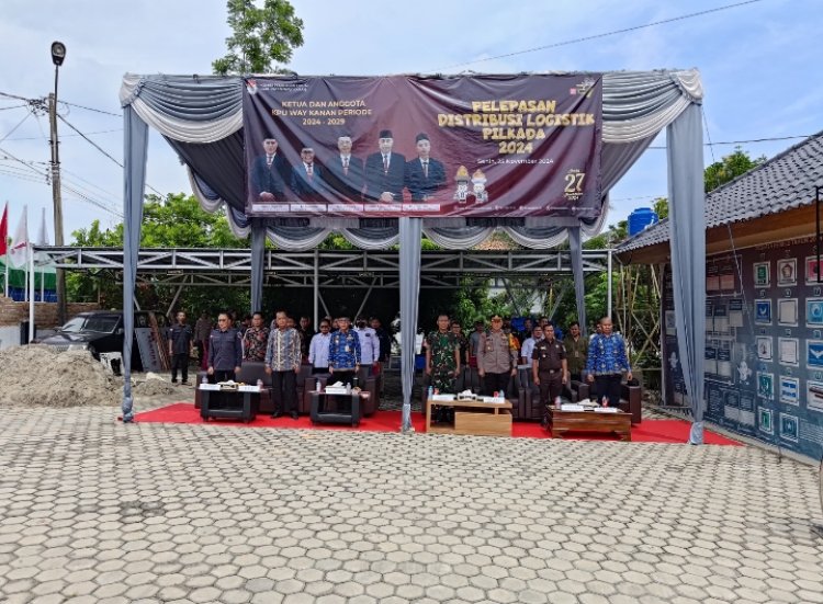 Wakapolres Way Kanan dan KPU Way Kanan Lepas Pendistribusian Logistik Pilkada 2024 di 11 Kecamatan