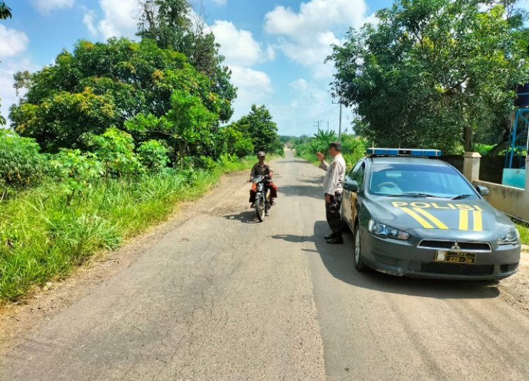 Antisipasi Curanmor, Polsek Gunung Labuhan Gelar Patroli KRYD di Labuhan Jaya