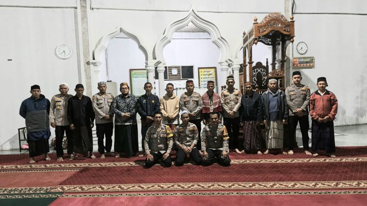 Kapolres Bener Meriah Kembali Sampaikan Pesan Kamtibmas Lewat Suling di Masjid Al-Mukhkisin