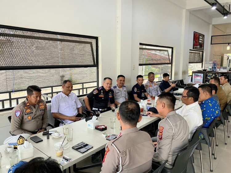 Polantas Lhokseumawe dan Pihak Terkait Bahas Larangan Kendaraan Over Dimension dan Over Load