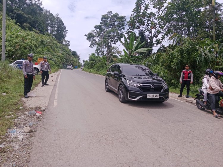 Satlantas Polres Lhokseumawe Amankan Wisata Gunung Salak, Arus Lalu Lintas Terkendali dan Kondusif