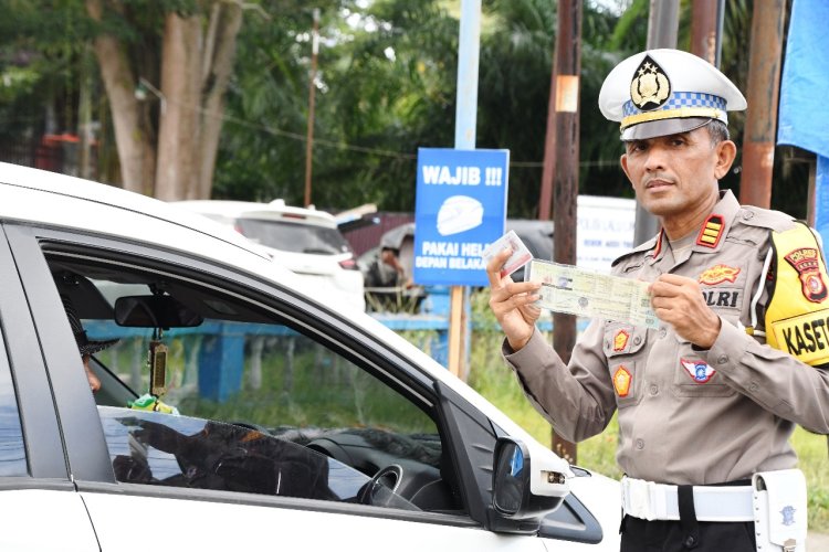 Operasi Patuh Seulawah 2025, Kasat Lantas Polres Aceh Timur Terus Kampanyekan Tertib Berlalu Lintas Kepada Pengguna Jalan