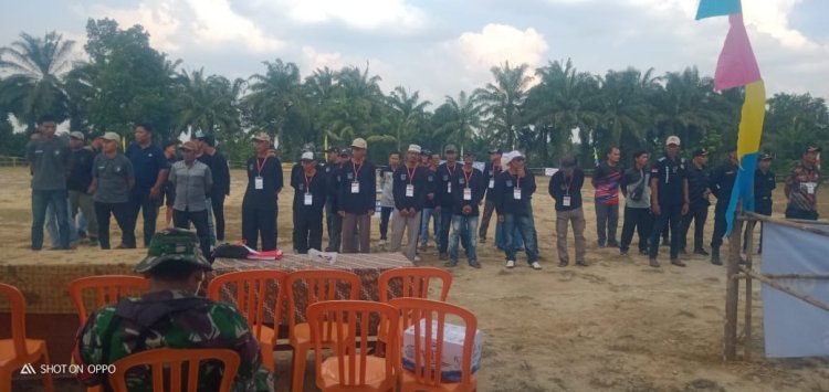 Turnamen Camat Cup Tungkal Ulu Resmi Dibuka di Desa Taman Raja