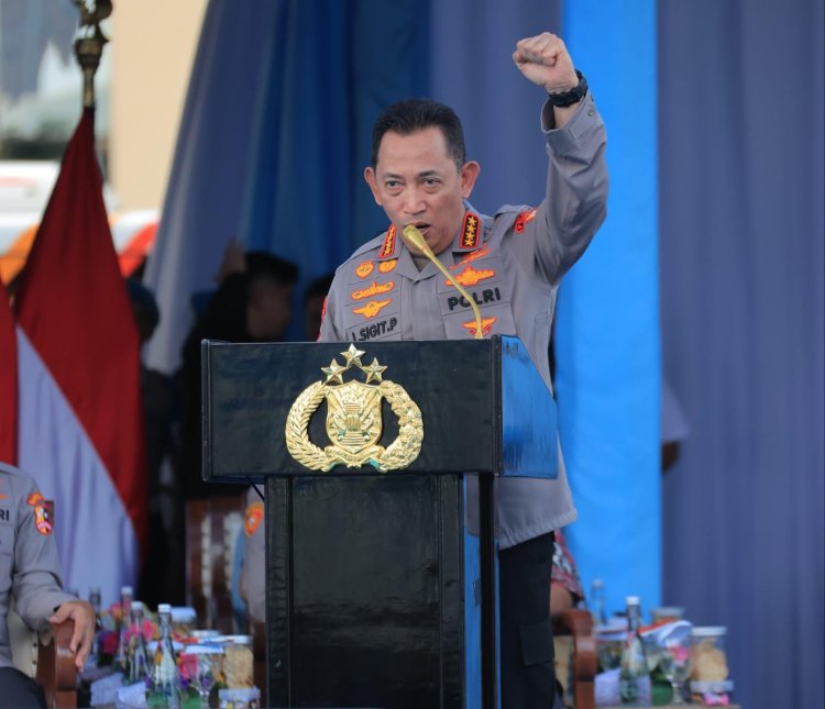 Kapolri Lepas 1.575 Buruh Terdampak PHK dan Angkatan Kerja Baru, Siapkan 70 Ribu Lowongan Hingga 2026