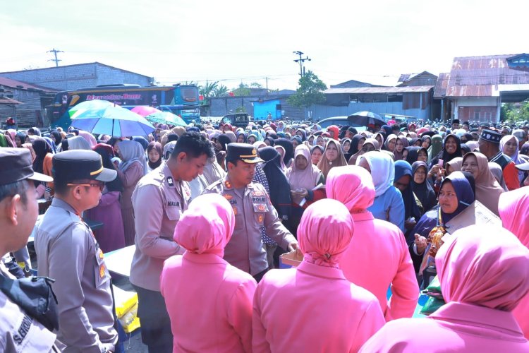 Gerakan Pangan Murah Polri Digelar di Kecamatan Bandar, Warga Rela Antre Sejak Pagi