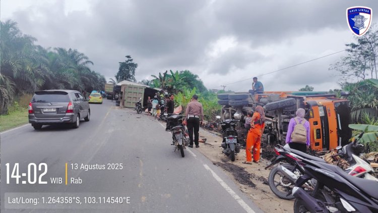 Jalintim KM 109 Berdarah: Kecelakaan Tragis Truk Batubara dan Dua Truk Lainnya Tewaskan Satu Orang