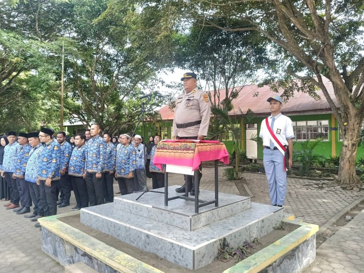 Kapolsek Dewantara Pimpin Upacara HUT RI ke-80 di SMA Negeri: Membangun Semangat Kebangsaan di Kalangan Siswa