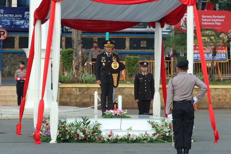 Irwasda Polda Metro Jaya Pimpin Upacara HUT ke-80 RI